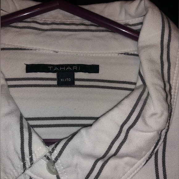 Tahari womens button up shirt - Picture 2 of 4